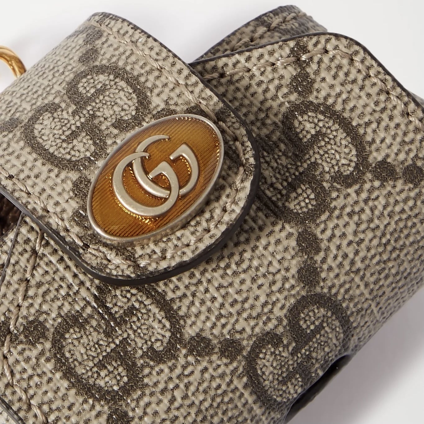 大人気 GUCCI グッチ GG オフィディア AirPods Proケース | CHANEL