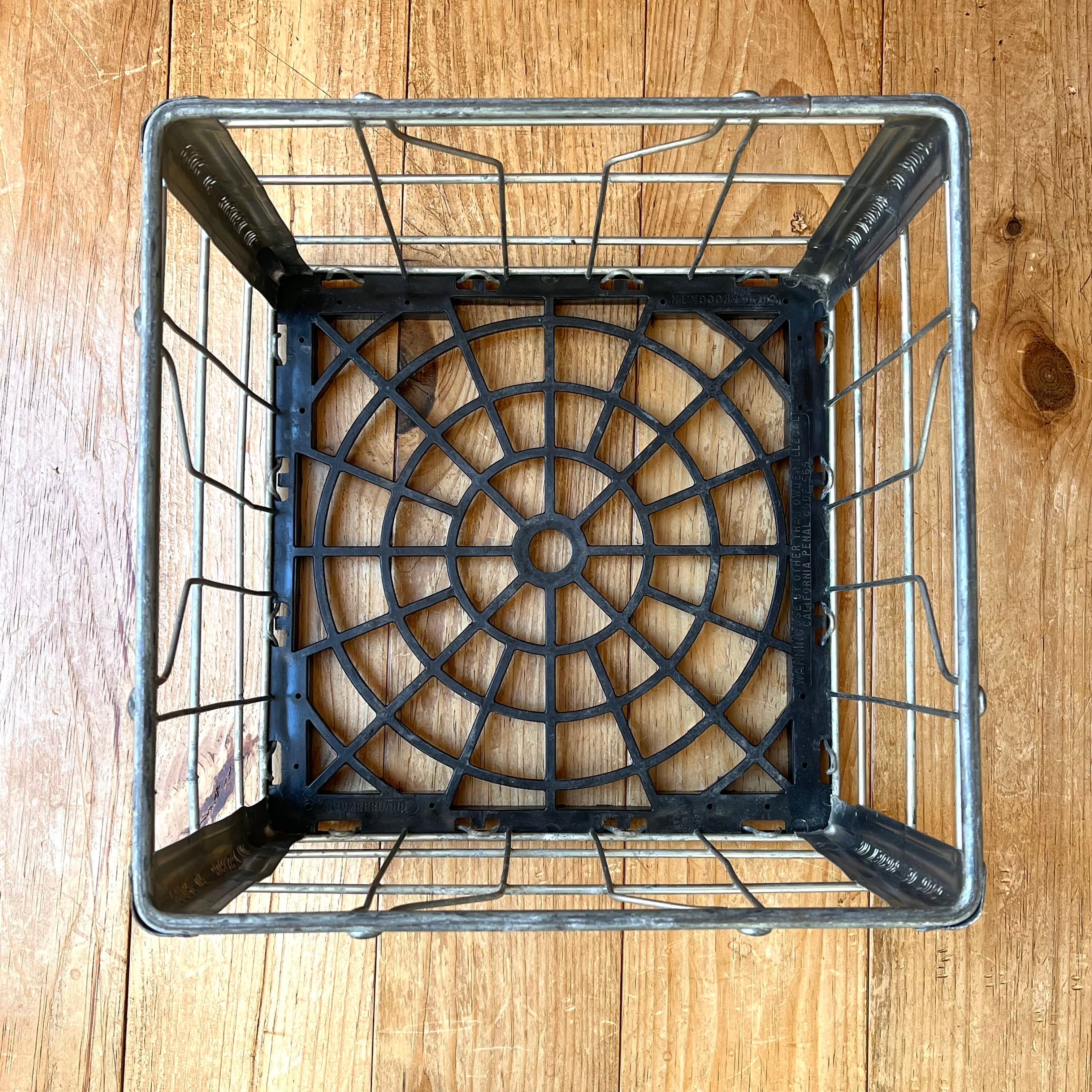 Vintage Wire Milk Crate ミルククレート 店舗 ショップ ディスプレイ