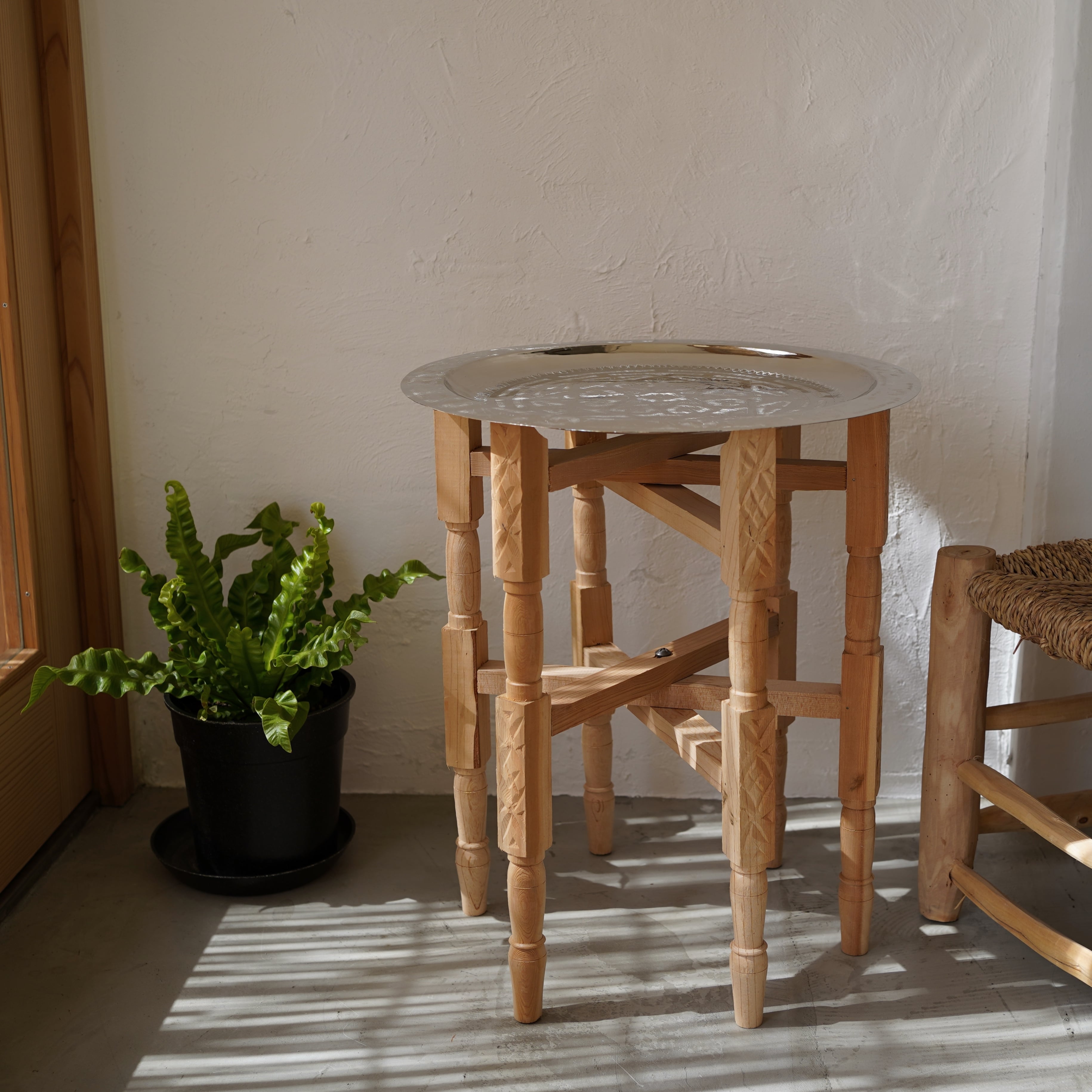 モロッコシルバートレイテーブルΦ40 cm | Sweet Things