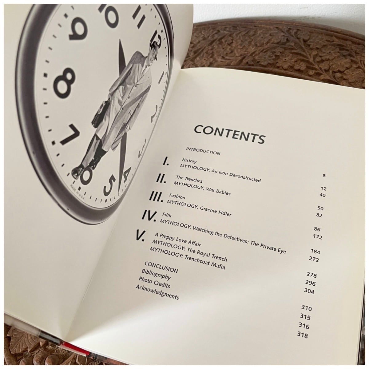 古書 洋書 The Trench Book トレンチコート 服飾史 | KIRA CLOSET vintage