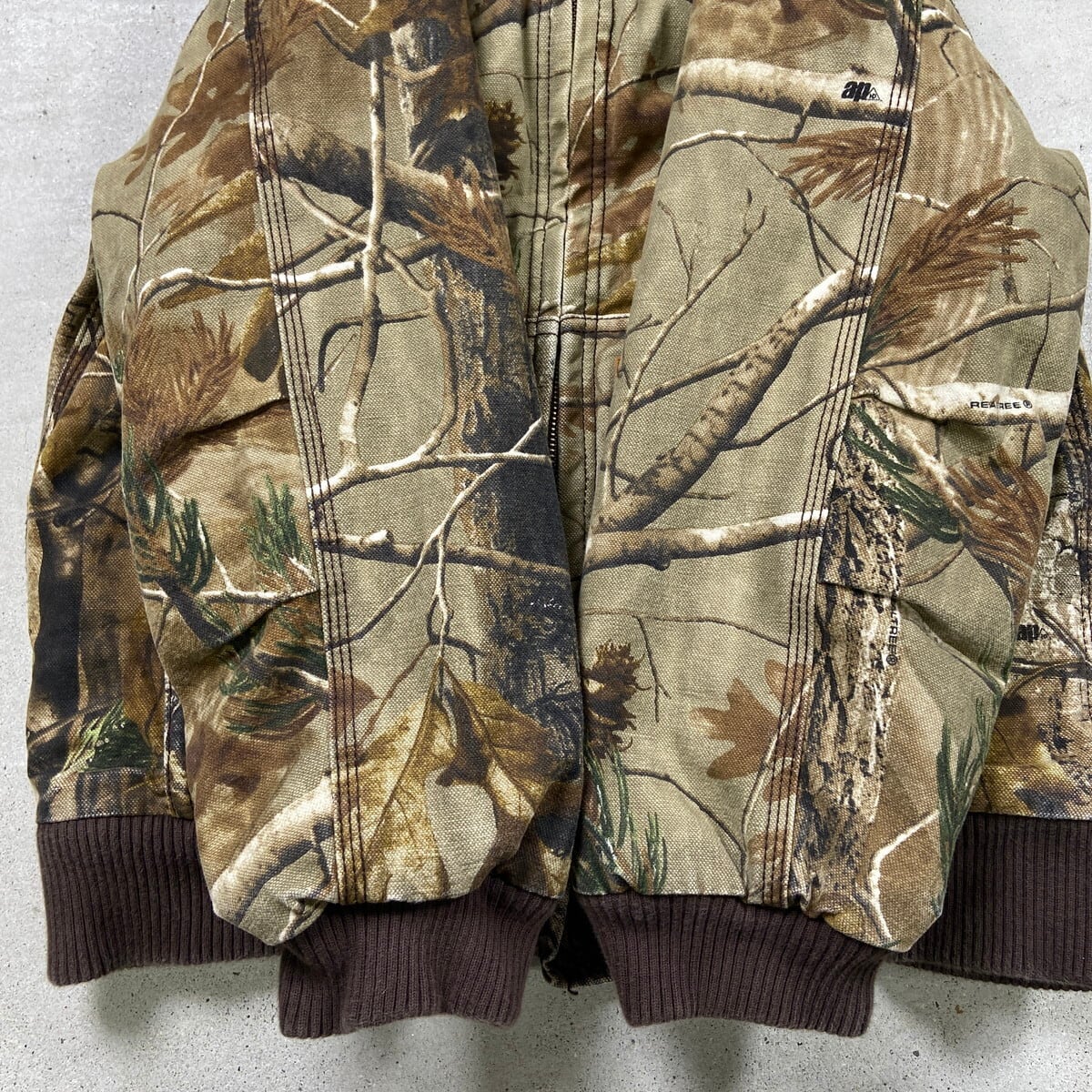 Kids】Carhartt カーハート ダック地 リアルツリーカモ 迷彩