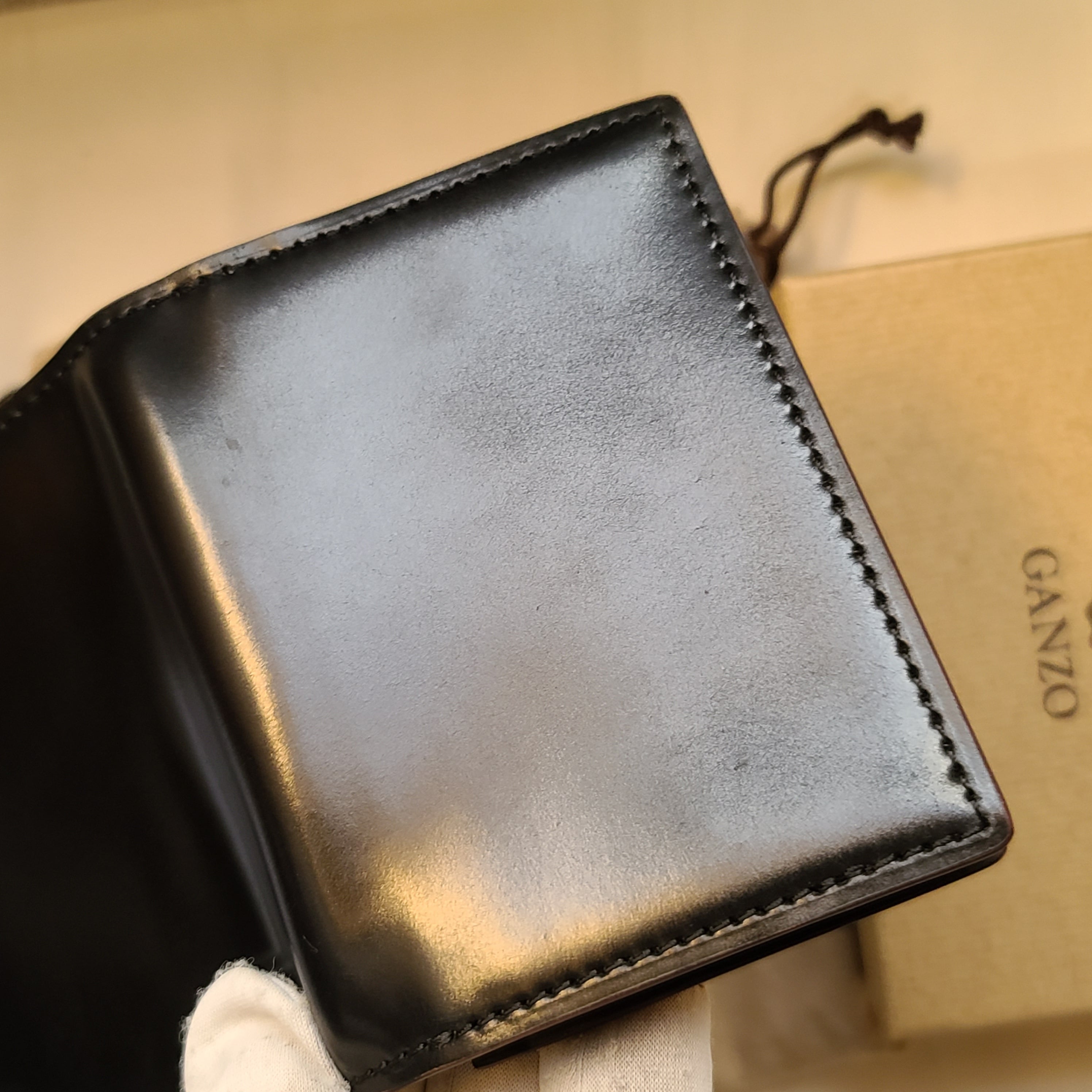 ガンゾ SHELL CORDOVAN 2(シェルコードバン2) ブラック 名刺入れ