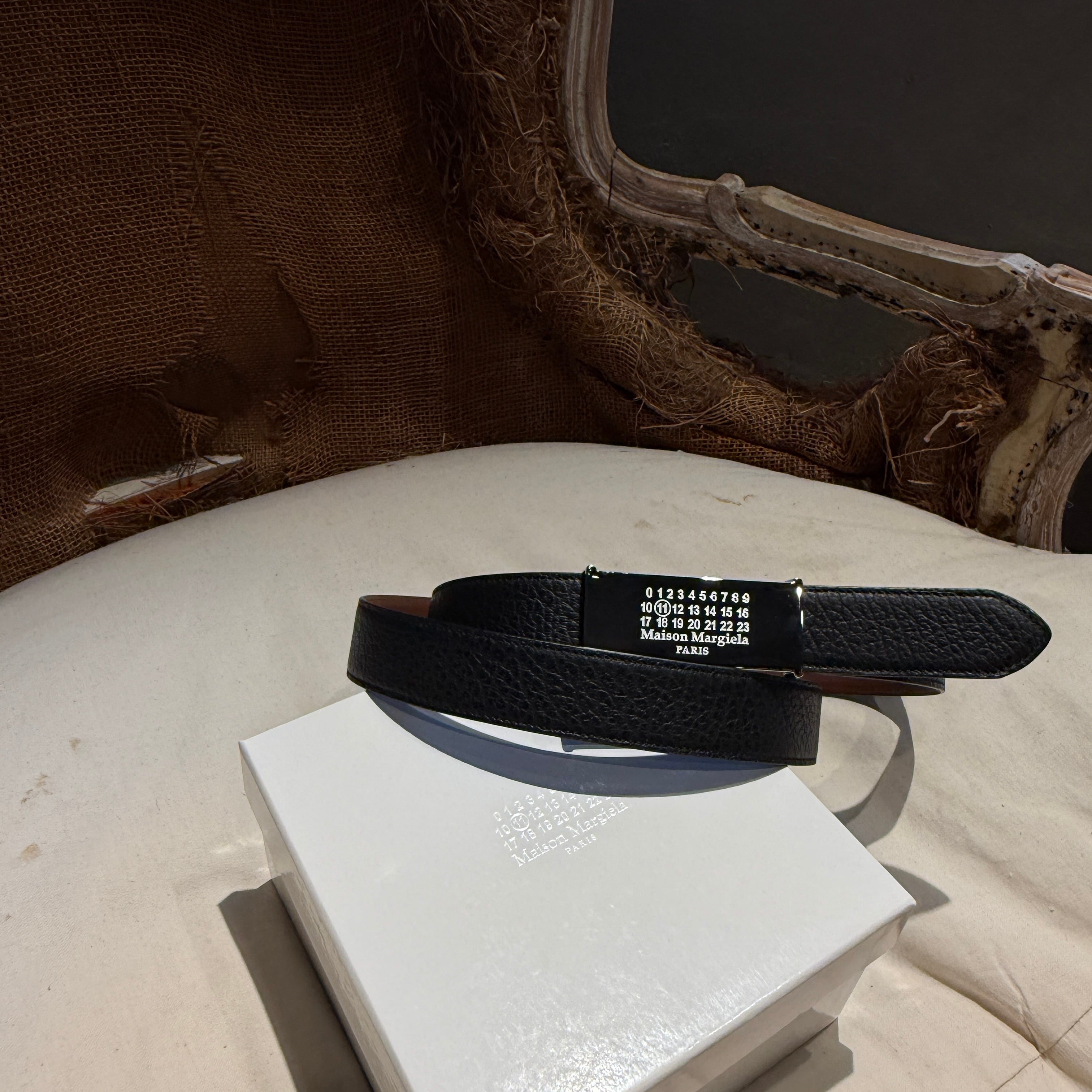 Maison Margiela【メゾン マルジェラ 】リバーシブルロゴバックル