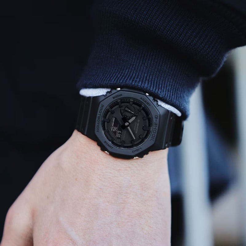 カシオ G-SHOCK GA-2100-1A1JF オールブラック 黒 耐衝撃 20気圧防水