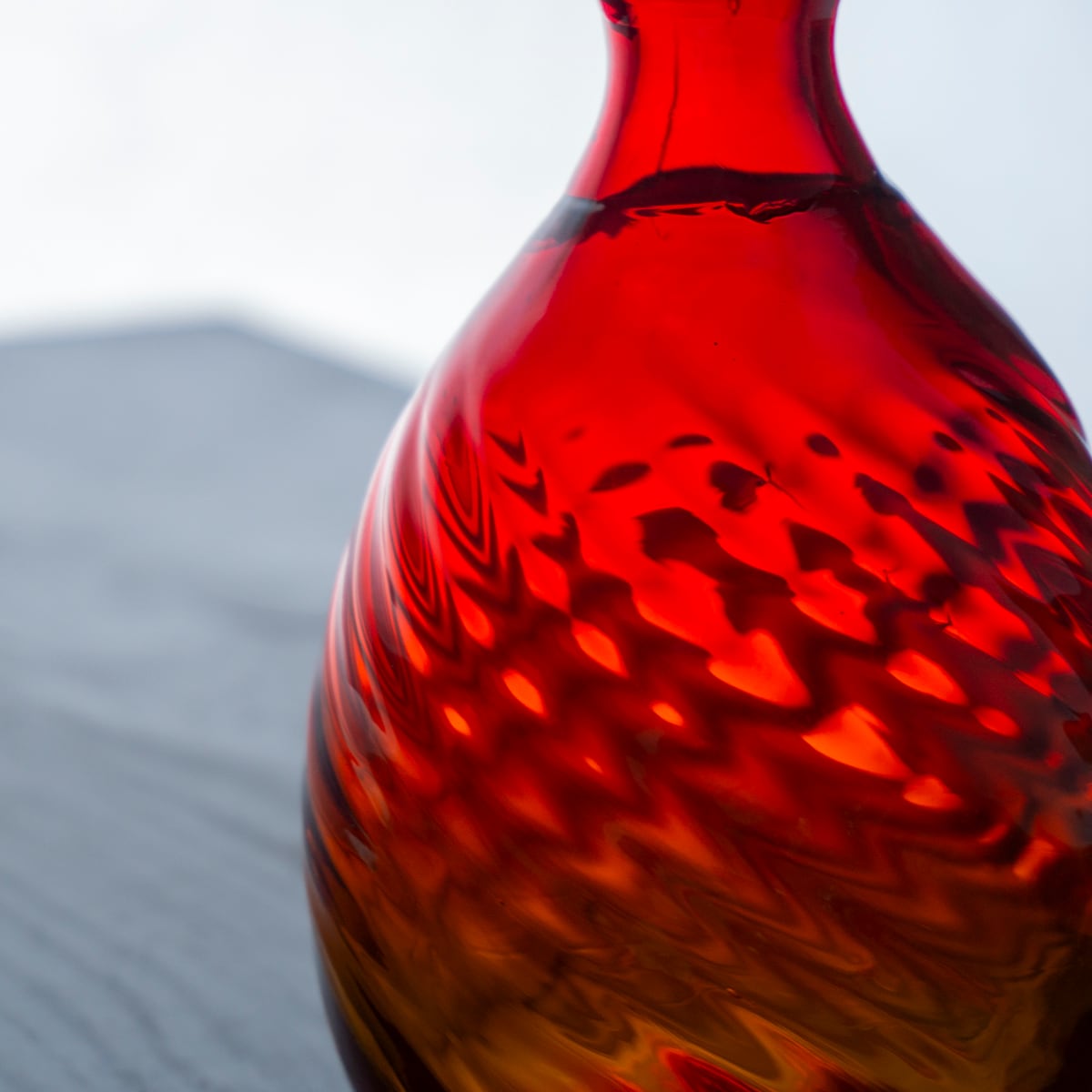 倉敷ガラス 徳利 赤 A | くらしのギャラリー杜の街グレース店