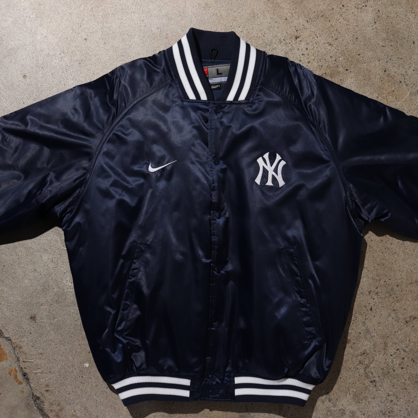 美品 Yankees L NIKE スタジャン ジャケット ナイキ ヤンキース | エン