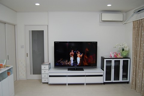 シャープ AQUOS クアトロン 3D LC-60LV3 [60インチ] 価格比較 - 価格.com