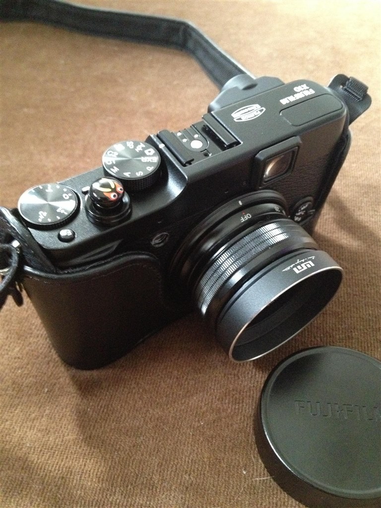 このカメラのアクセサリーに』 富士フイルム FUJIFILM X10 のクチコミ