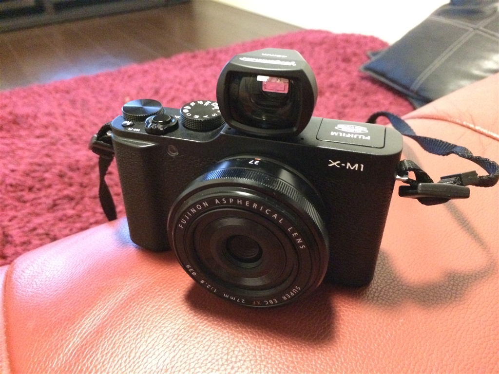 価格.com - 『光学ビューファインダーをつけました。』富士フイルム