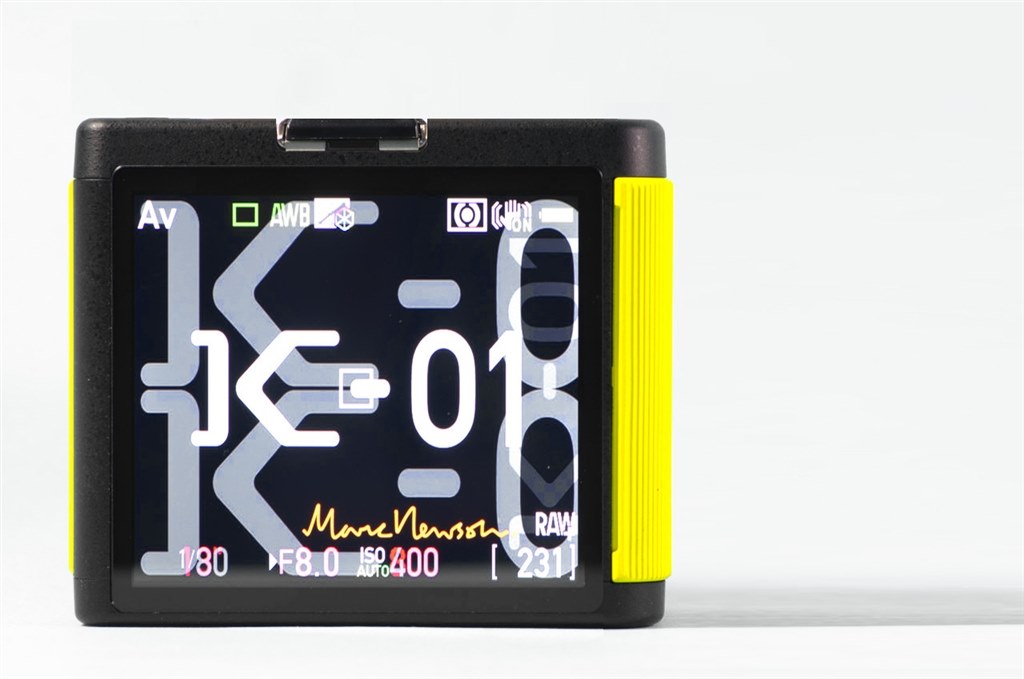 Marc Newson、Appleに入社』 ペンタックス PENTAX K-01 ズームレンズ