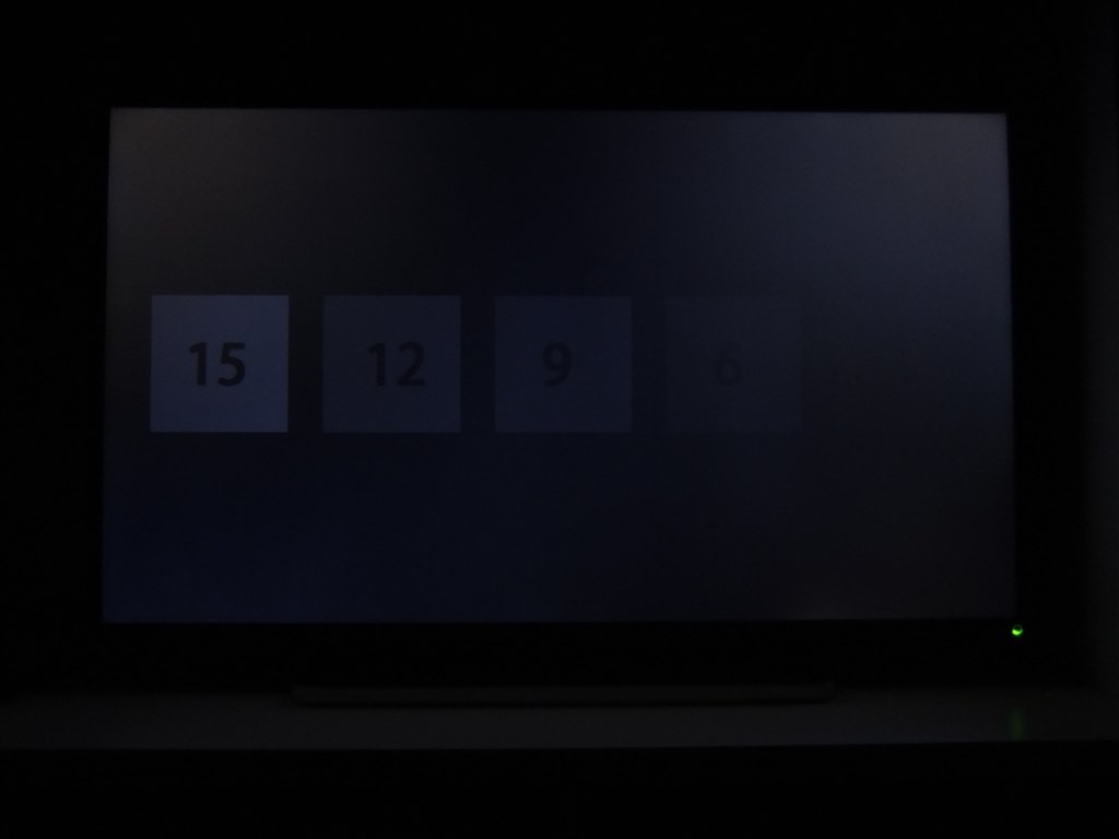 写真のような輝度ムラは使用でしょうか?』 東芝 REGZA 42Z8 [42インチ