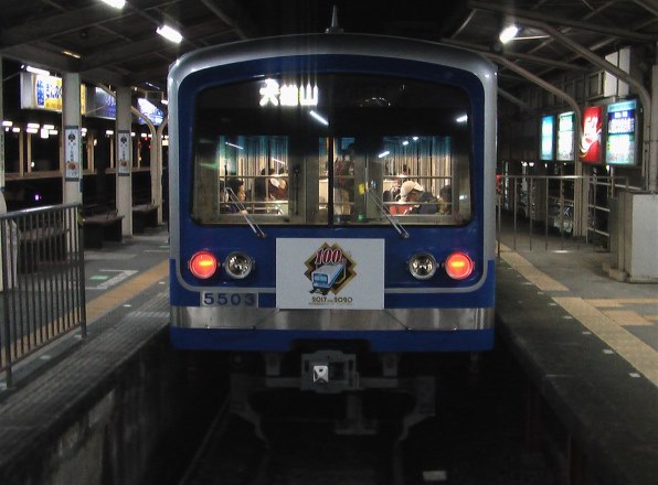 パナソニック HDC-TM90-S [ソリッドシルバー] 価格比較 - 価格.com