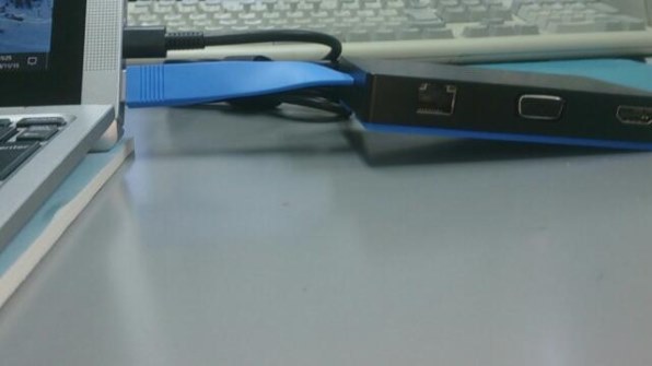 HP HP x2 210 G2 背面カメラ付き 128GB Windows 10 Pro搭載モデル投稿