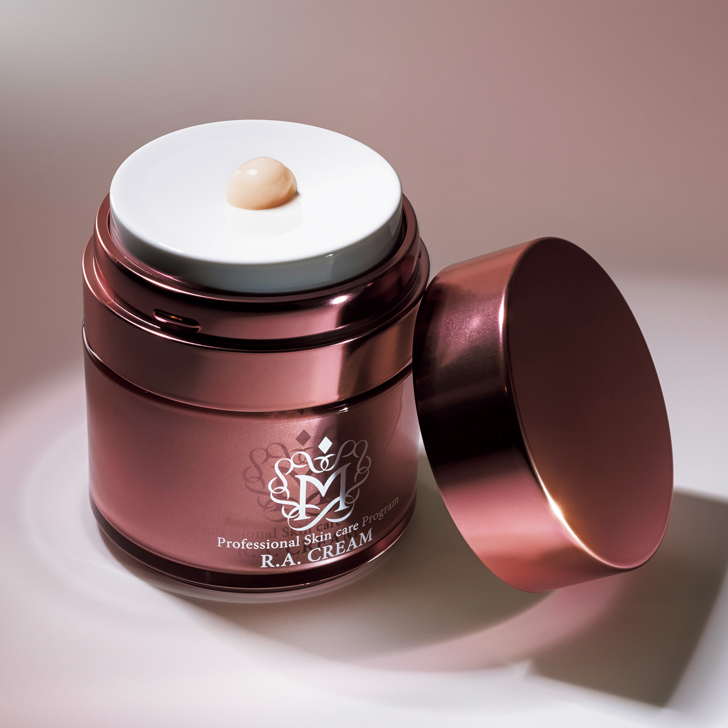 M プロフェッショナルの「肌再生クリーム」が付録に！美ST8月号付録