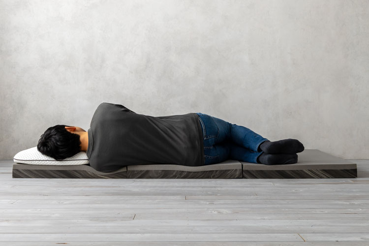 体験レビュー】エマ・敷布団 プレミアムの特徴＆寝心地を徹底解説 | 椚