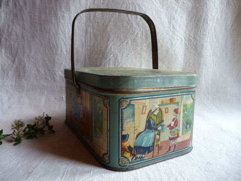 フランスアンティーク パニエ缶 赤ずきんちゃん - une Belle Chose