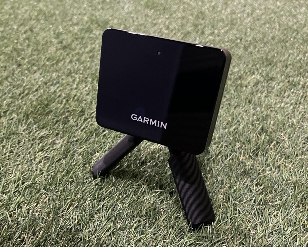 ガーミン approach R10 【評価レビュー】 ゴルフ練習がさらに楽しく