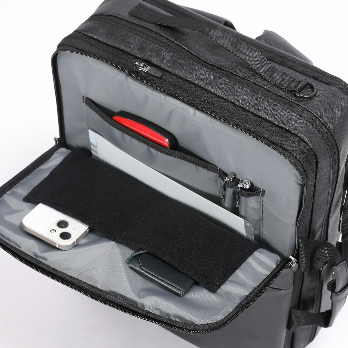 No.60648：3WAYリュック42cm EX6cm サフィアーノブラック | BERMAS