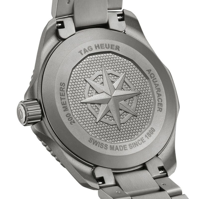 TAG Heuer AQUARACER PROFESSIONAL 200 SOLAR GRAPH タグ・ホイヤー