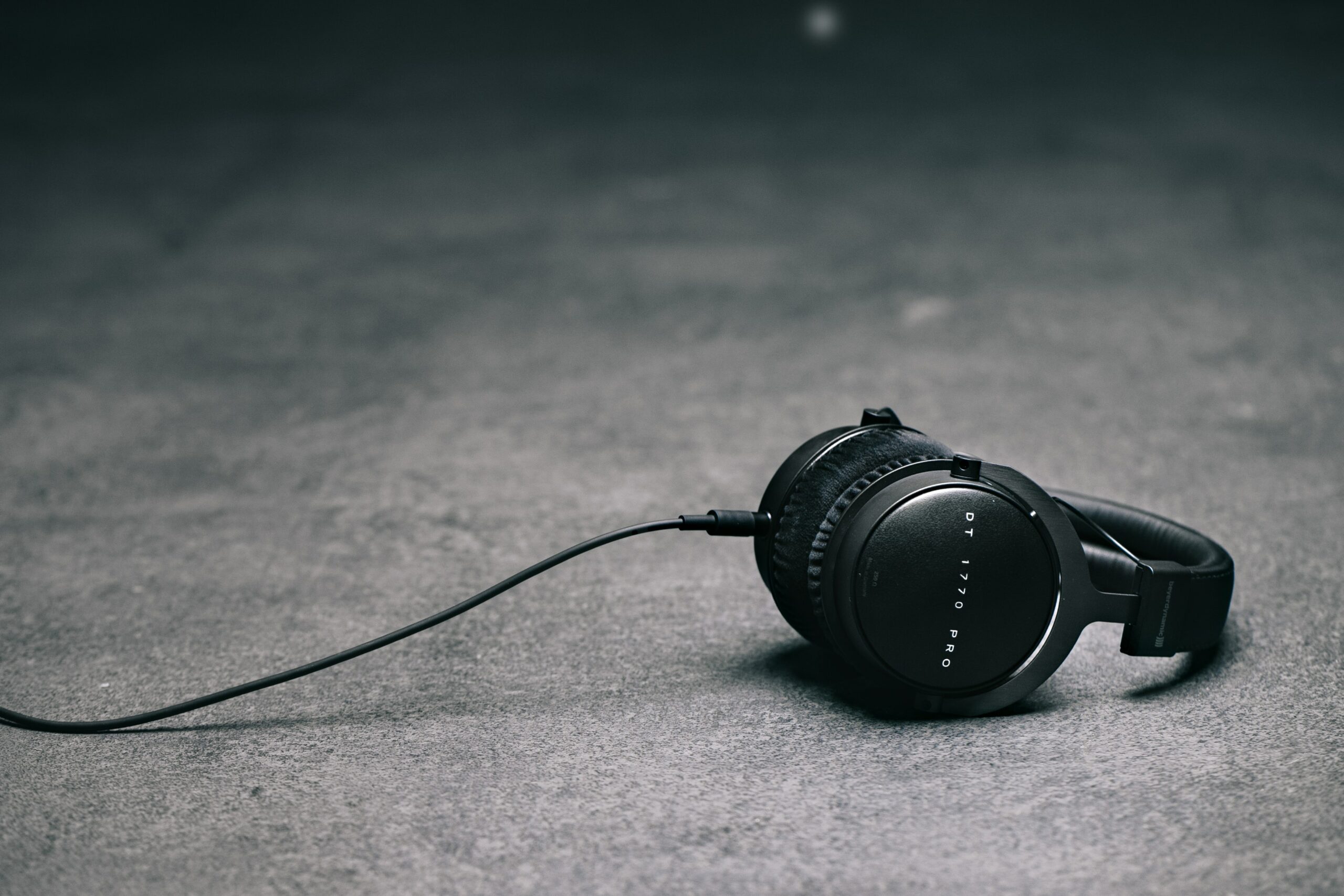 DT 1770 PRO - beyerdynamic (ベイヤーダイナミック）