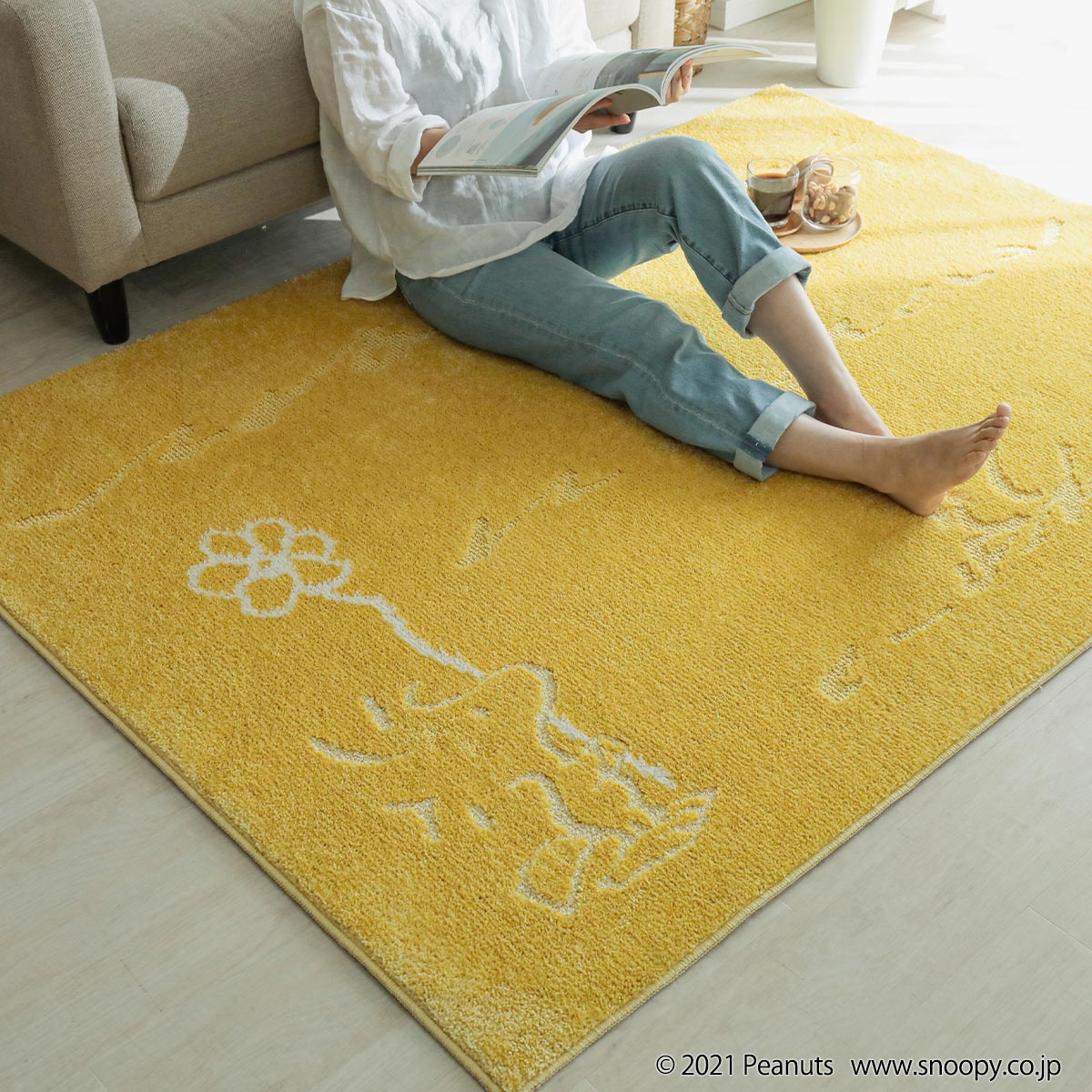 大人気♪スヌーピーシリーズ！大人かわいいウッドストック柄ラグ