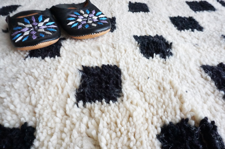 世界に1枚だけ！モロッコ直輸入のウール100％ハンドメイドベニワレン