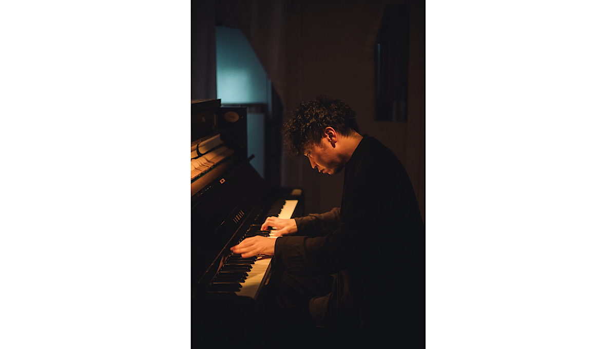 KAMITSUBAKI x Monark Collaboration Album『Awake』が深める作品世界