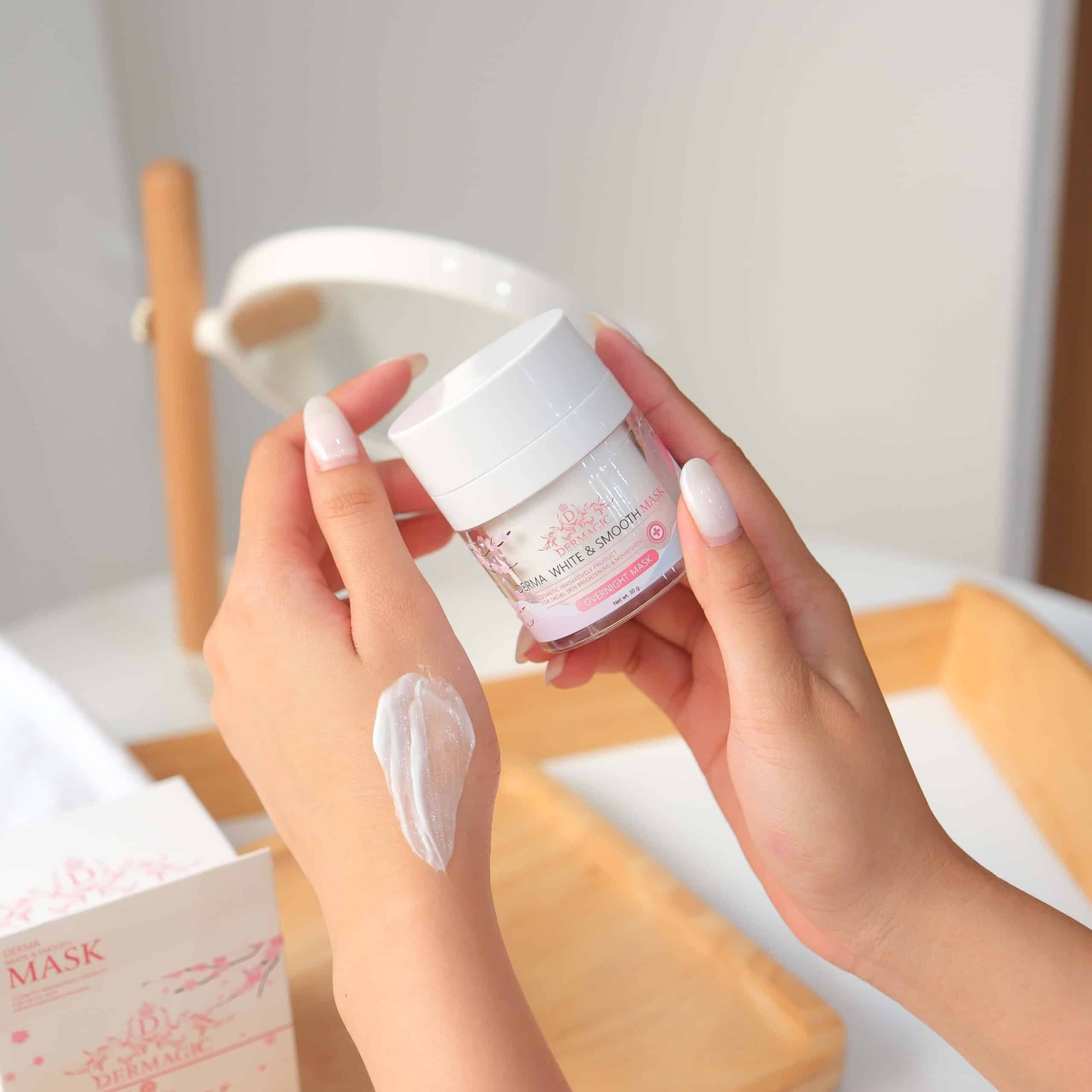 たった一晩で美白とつるつる肌が手に入るスリーピングマスク