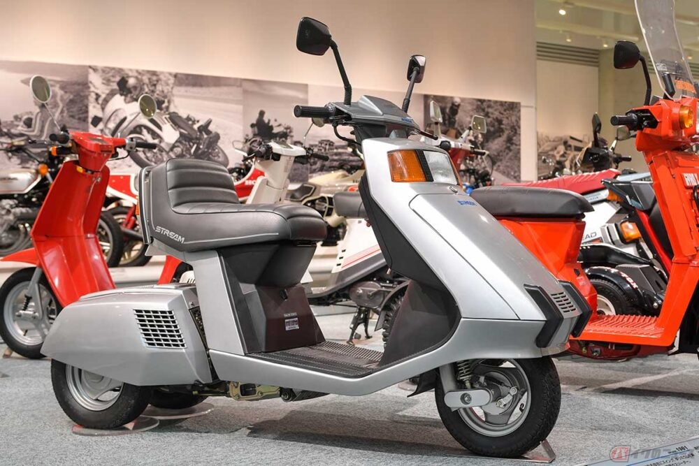 第3のクルマ」というイノベーション！ ホンダ「ストリーム」とはどんな