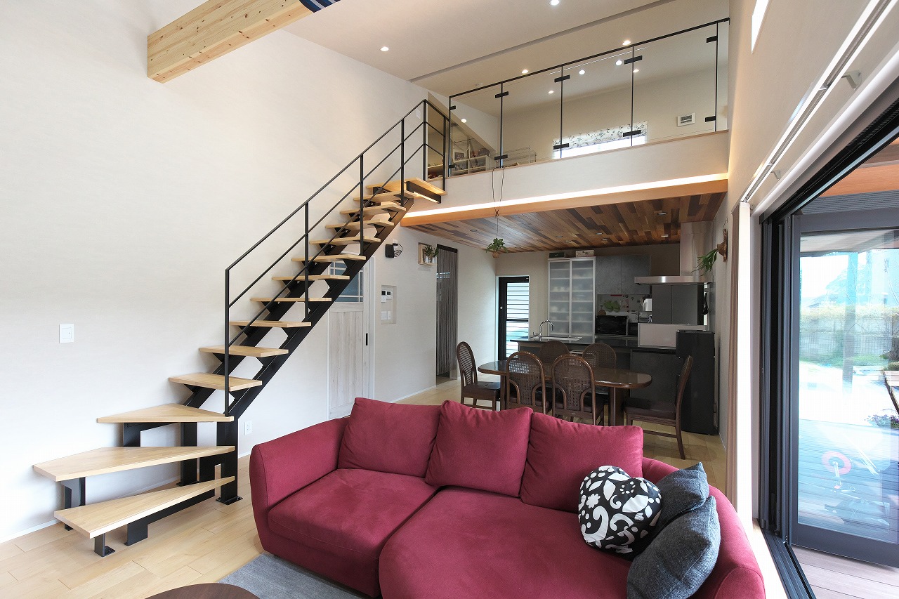 平屋＋ロフトの暮らしを体感！名坂1.5階建てモデルハウス＆お客様邸