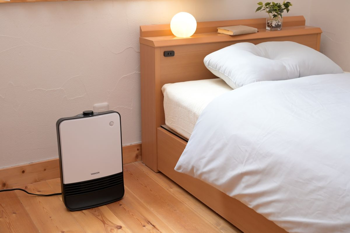 商品情報_セラミックファンヒーター（人感センサー） | 山善の商品情報