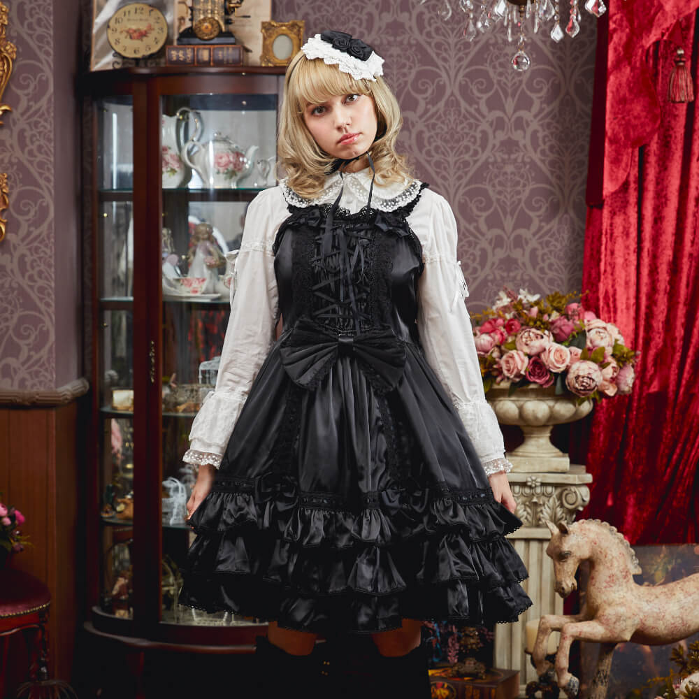 定番ロリータジャンパースカート｜可愛さ引き立つデザイン多数