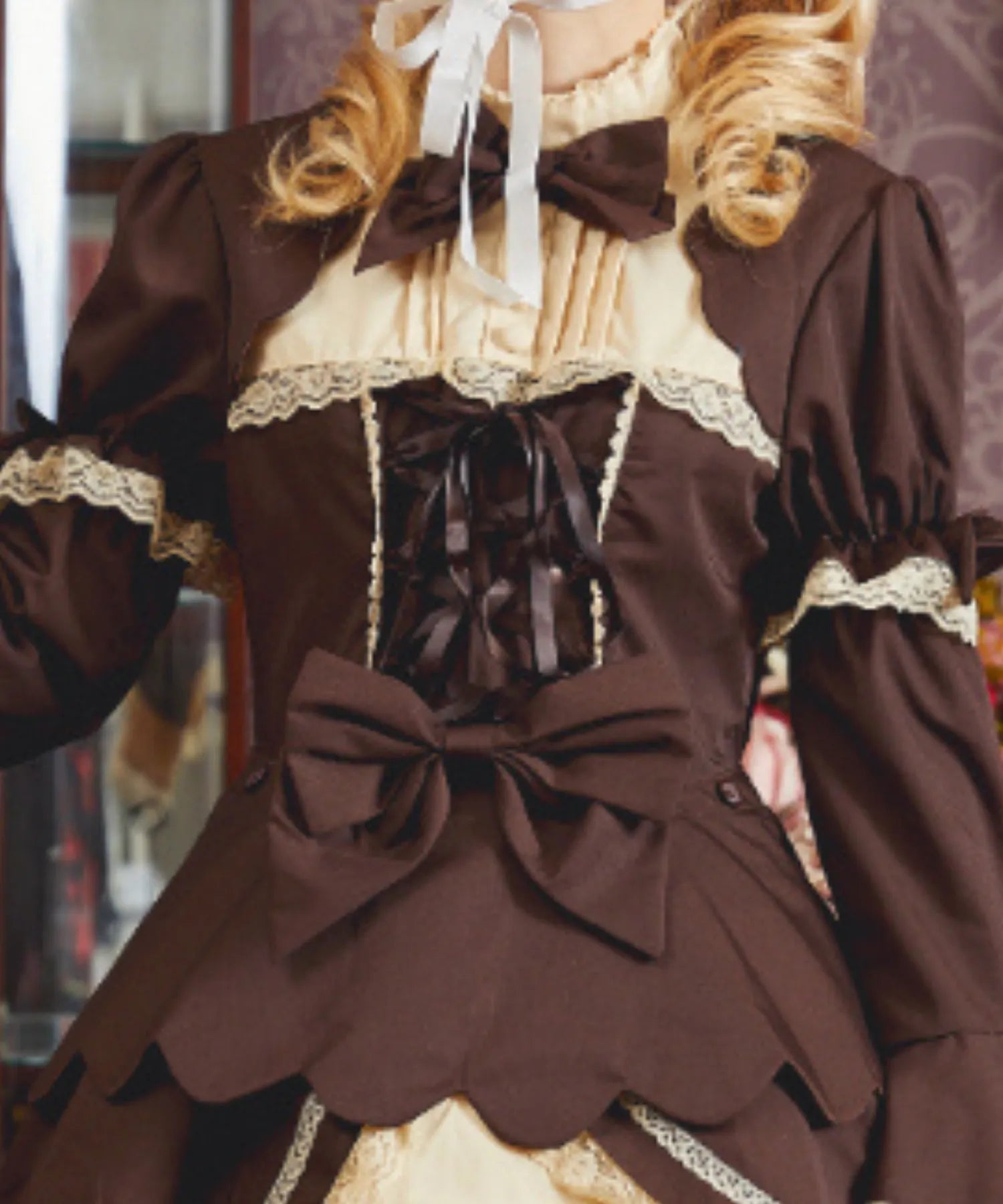 姫袖とたっぷりフリルのバイカラードレス | BODYLINE & LunaBelle