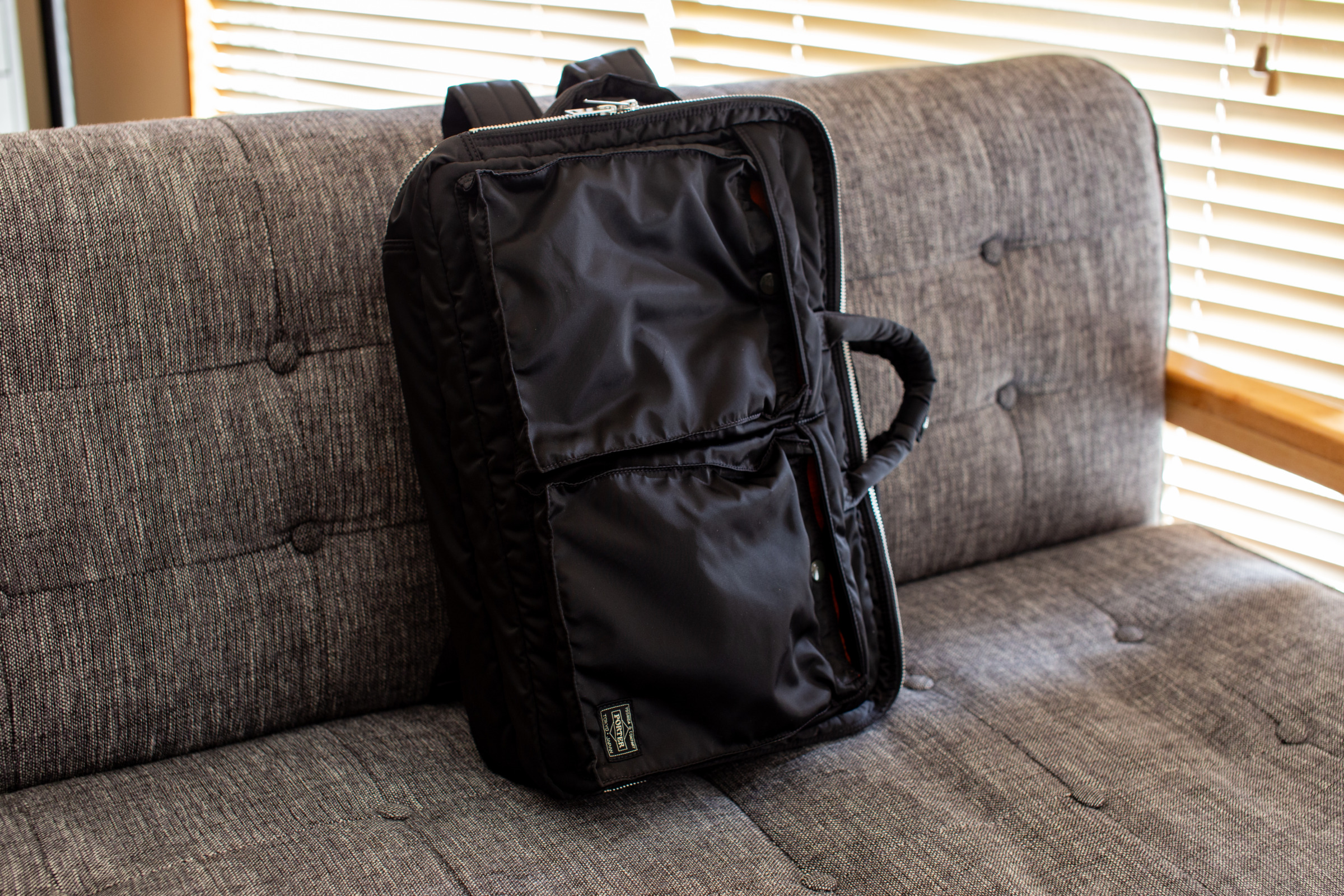 ポーター愛用レビュー｜二層式タンカー3WAYブリーフケース | 僕と写真