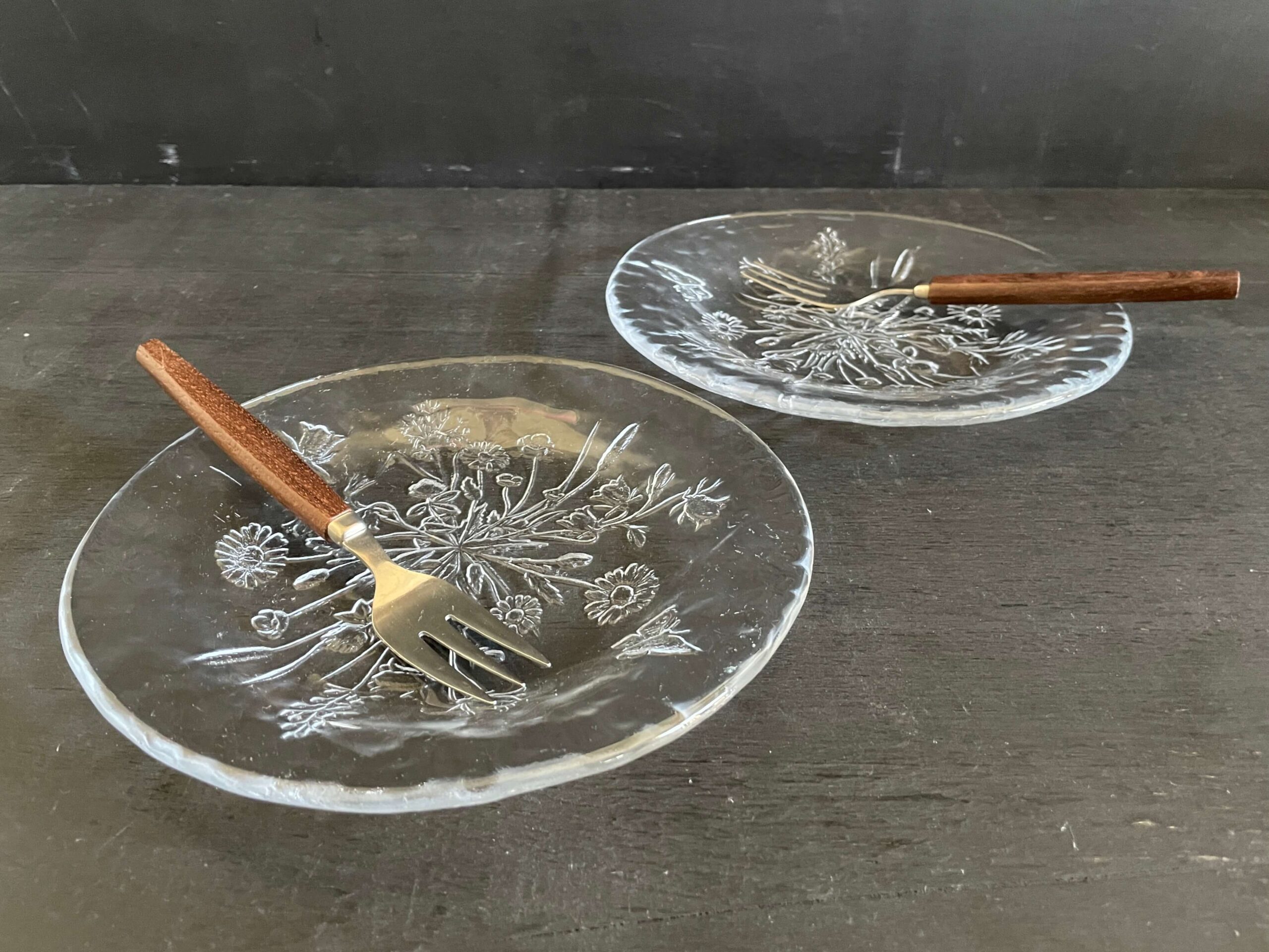 No.9998「KOSTA BODA〈ULLA〉：シェル・エングマン」直径19.5cm SOLD