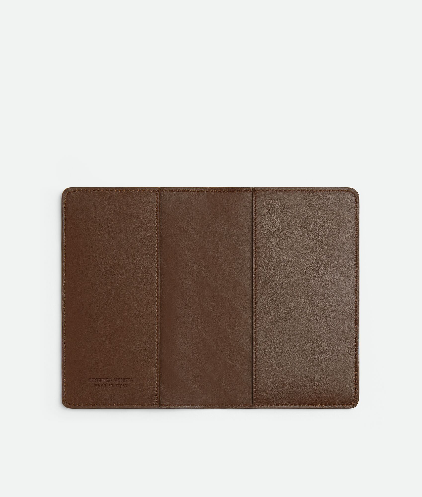 イントレチャート スモール ノートカバー で ブラウニー | ボッテガ