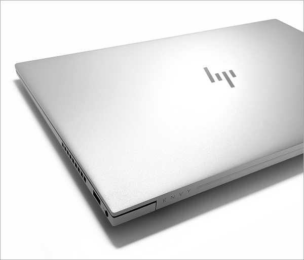 実機レビュー】HP ENVY 15-ep0000：スタイリッシュで高性能な RTX