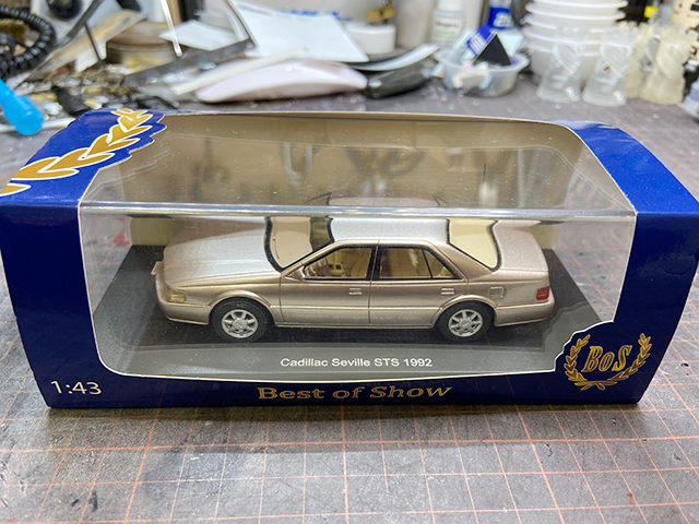 1/43 キャデラック セビル （青） 改造 (1) - GarageWANのミニカーだけ