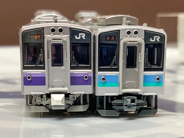 KATO 701系1000番台 盛岡色 - しなのさかいの駅前広場