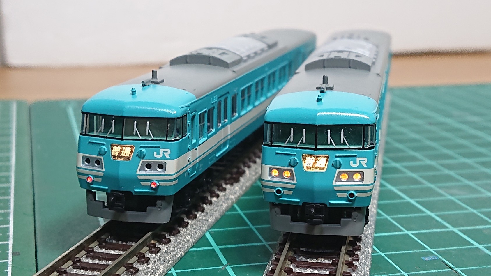 MicroAce_117系和歌山色4両セット入線整備（1） - 森の小径