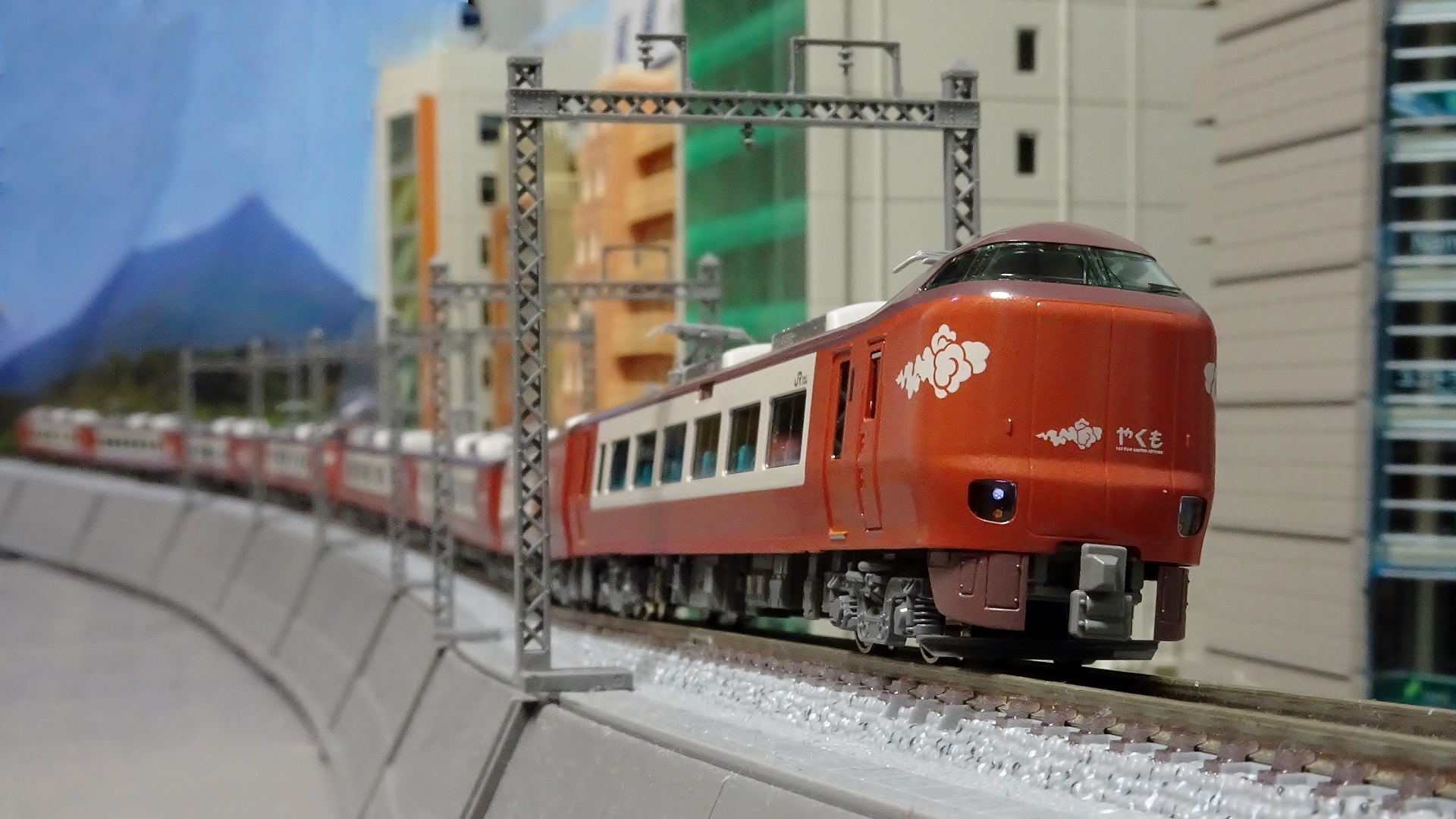 新車入線】273系「やくも」 - ビスタ模型鉄道（エヌゲージ日記）