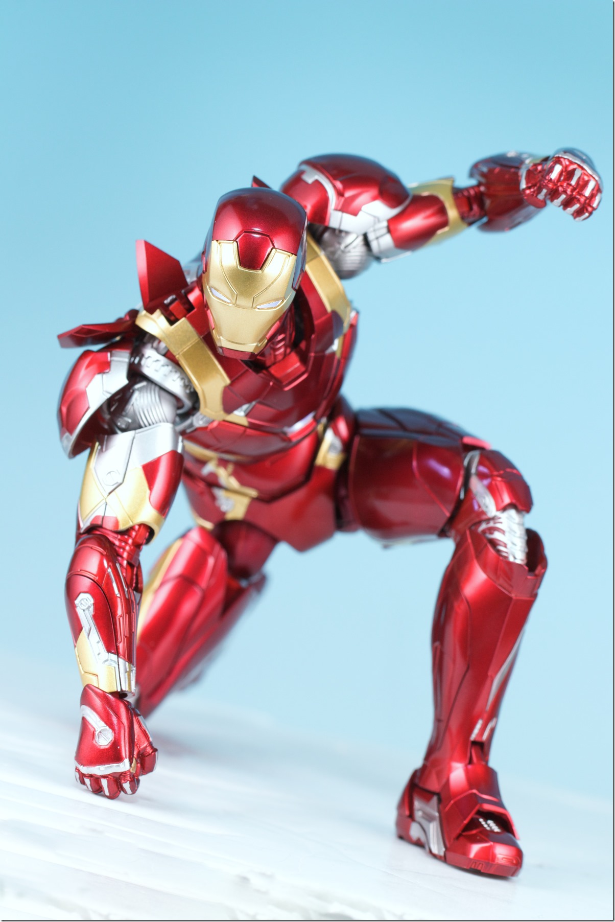 threezero マーベル・スタジオ インフィニティ・サーガ DLX アイアン