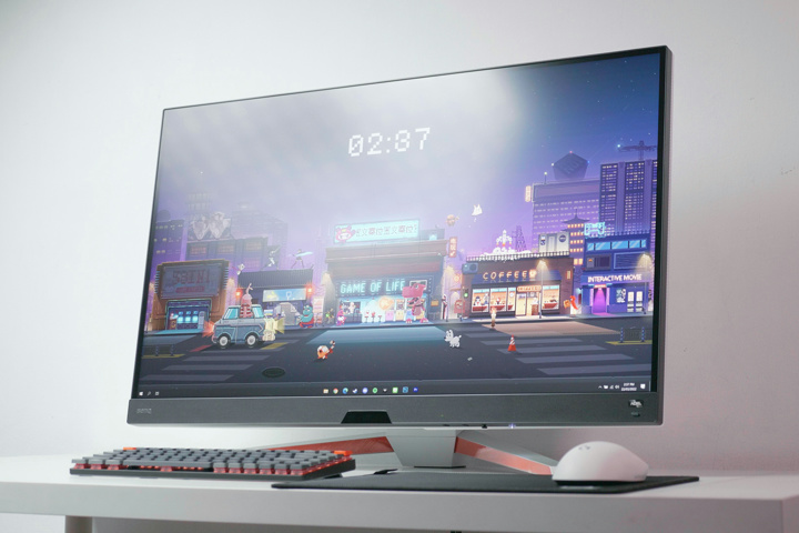 BenQ 『EX3210U』 レビューチェック ～性能・機能とも充実している32