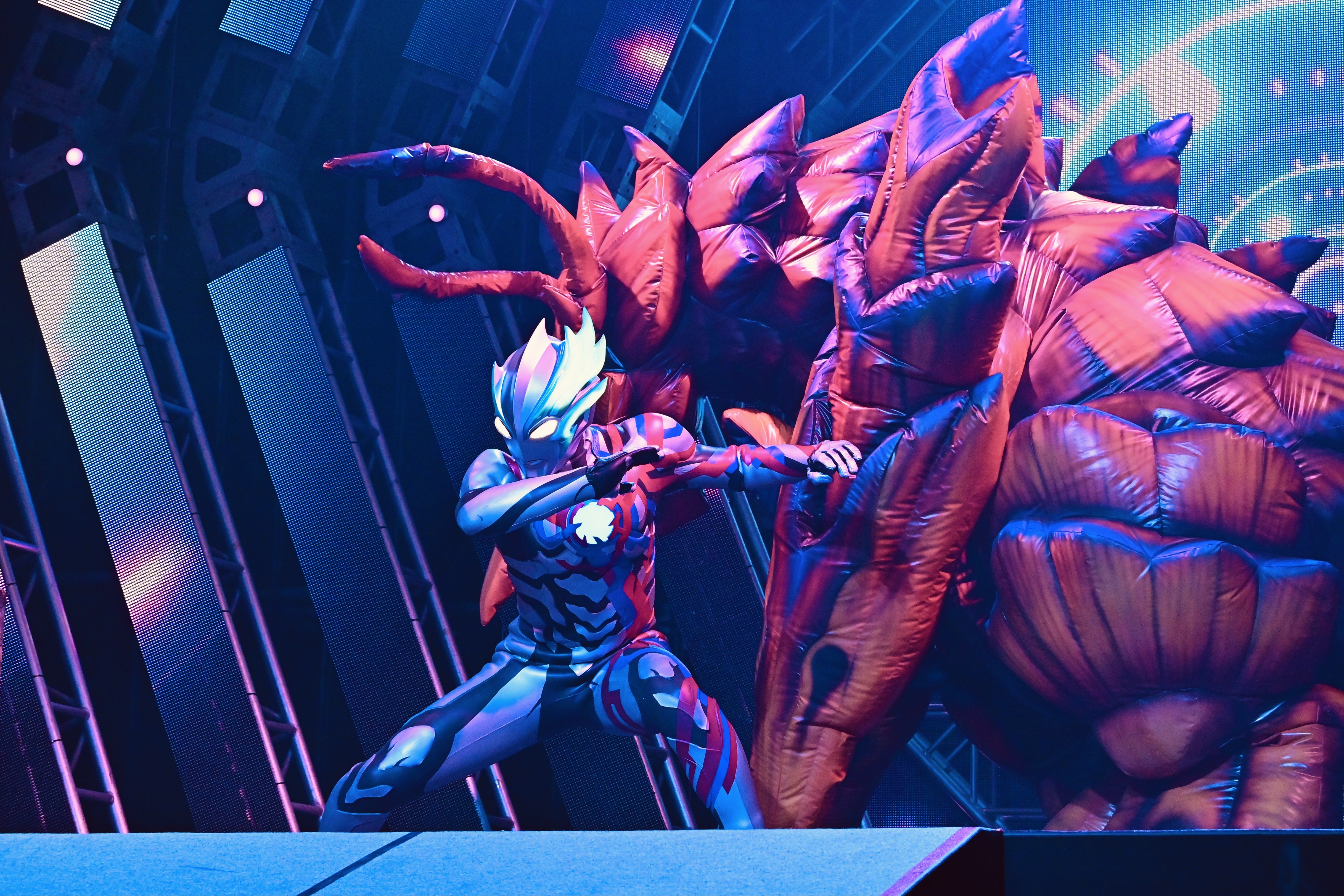 ご唱和ください!我の名を!」子どもたちの声援に感動する『ニュー