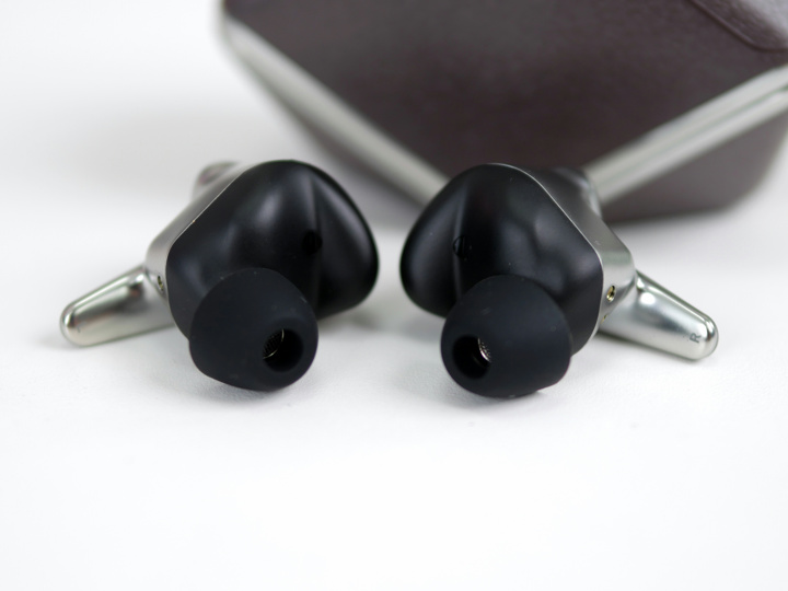 HIFIMAN Svanar Wireless LE』レビューチェック ～フラッグシップ機の