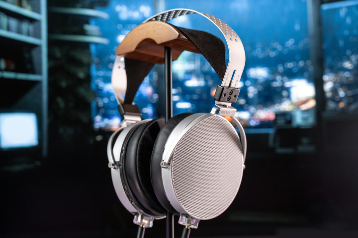 水月雨、価格を抑えた廉価版と言える100mm平面磁界型ドライバーの