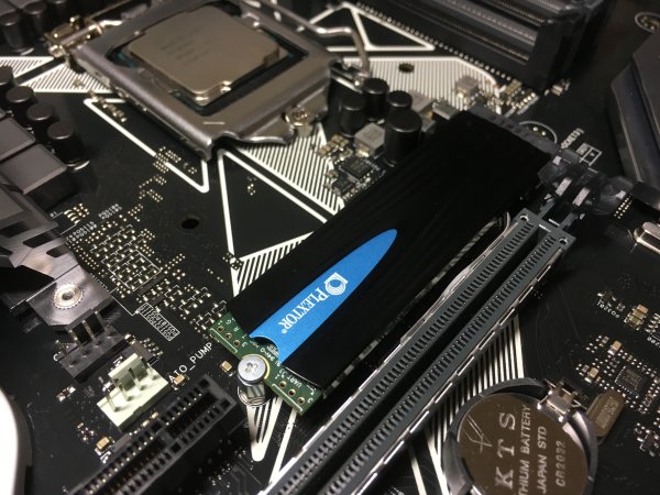 いよいよ組み立て開始！CPU メモリ SSDの取り付け | なにブロ自作PC＆