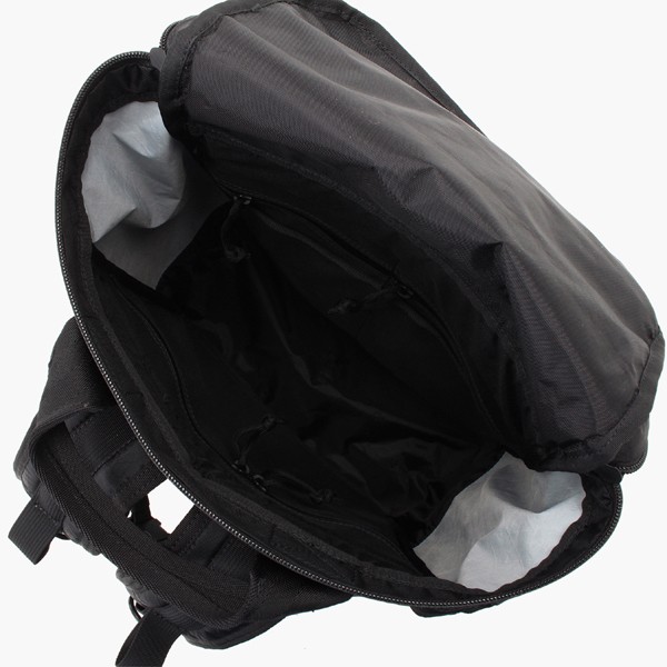 BRIEFINGが今旬の高機能素材X-PACを使用してアクティブなリュックを