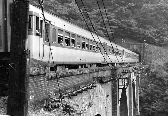 日本一周の走りぬけた名列車たち(7)気動車急行志賀、丸池、妙高 | 風