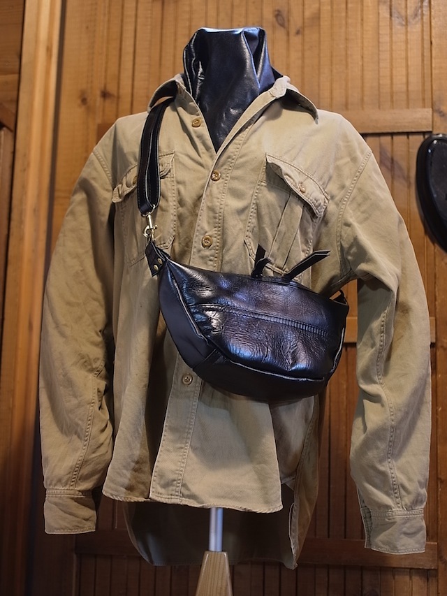 ショルダーバッグ【X-SMALL】